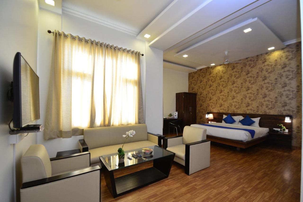 Hotel Sapphire World Jaipur Ngoại thất bức ảnh