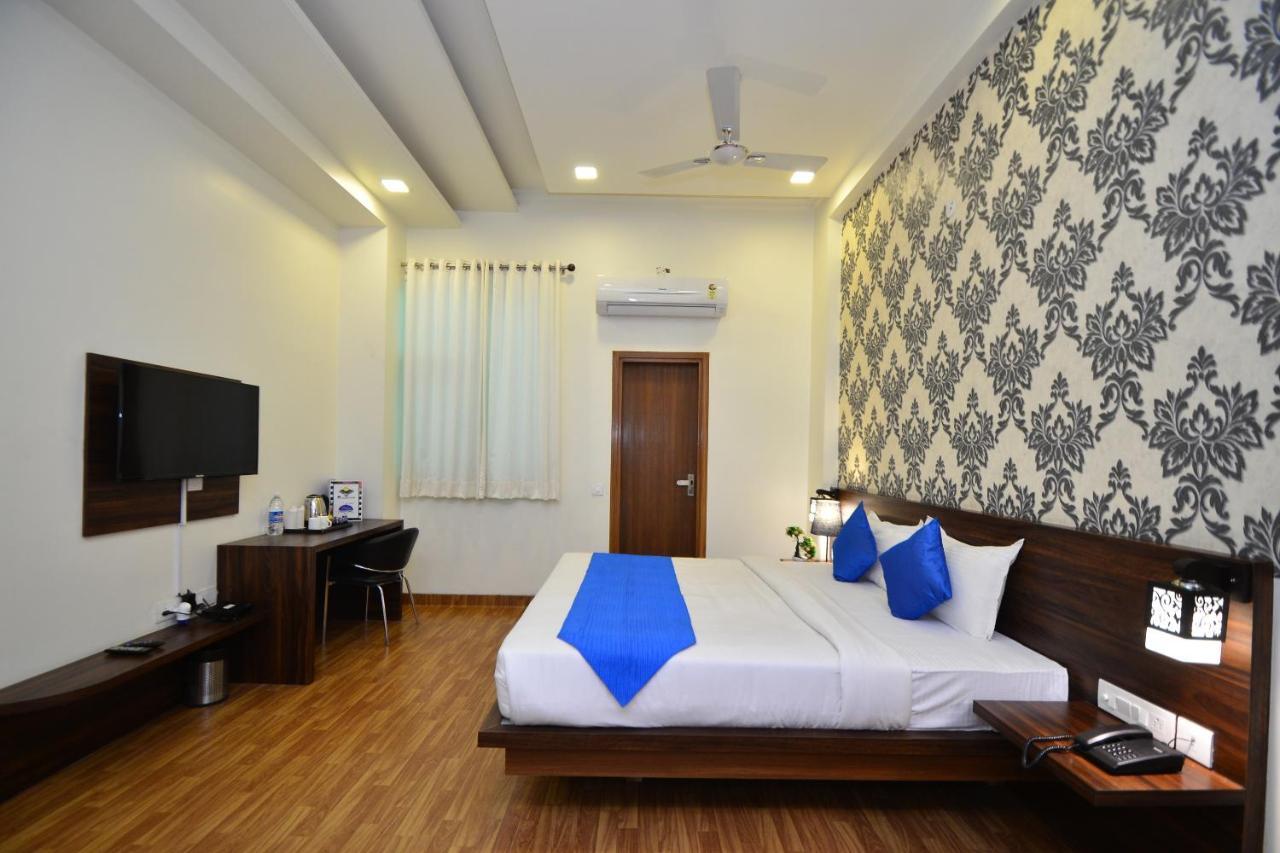 Hotel Sapphire World Jaipur Ngoại thất bức ảnh